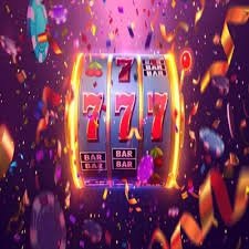 Kartu baccarat dan suasana kasino modern